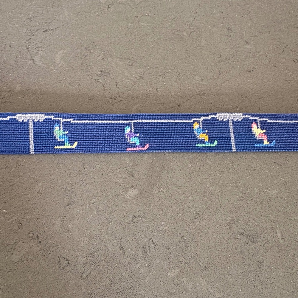 Smathers & Branson Men Needlepoint Belt Chairlift Skiing Navy Leather Brass 42 - Picture 9 of 9